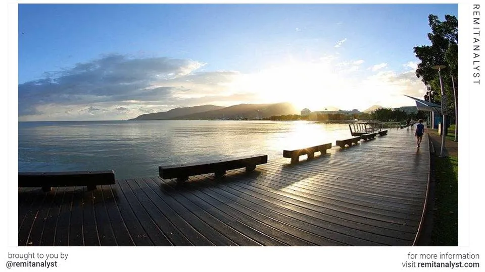 travel-cairns-esplanade