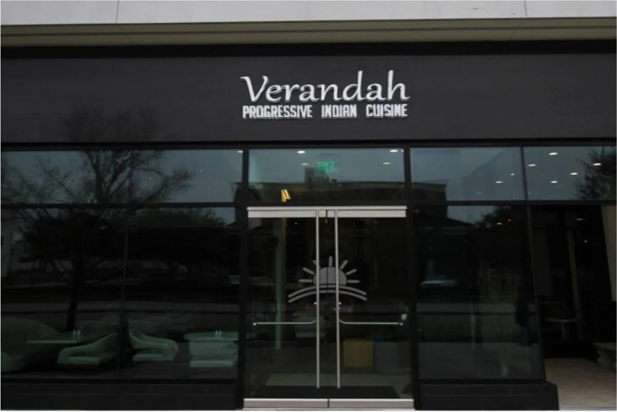 famous-indian-restaurants-houston-Verandah-Front-Store