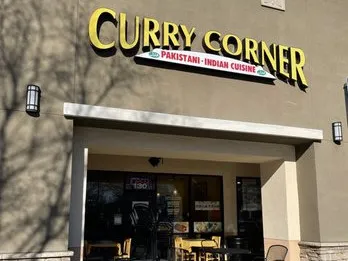 curry-corner-front